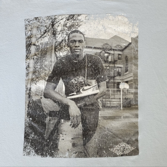 Air Jordan Men's Young Michael Jordan Light Blue T-Shirt Size XL - Picture 5 of 9